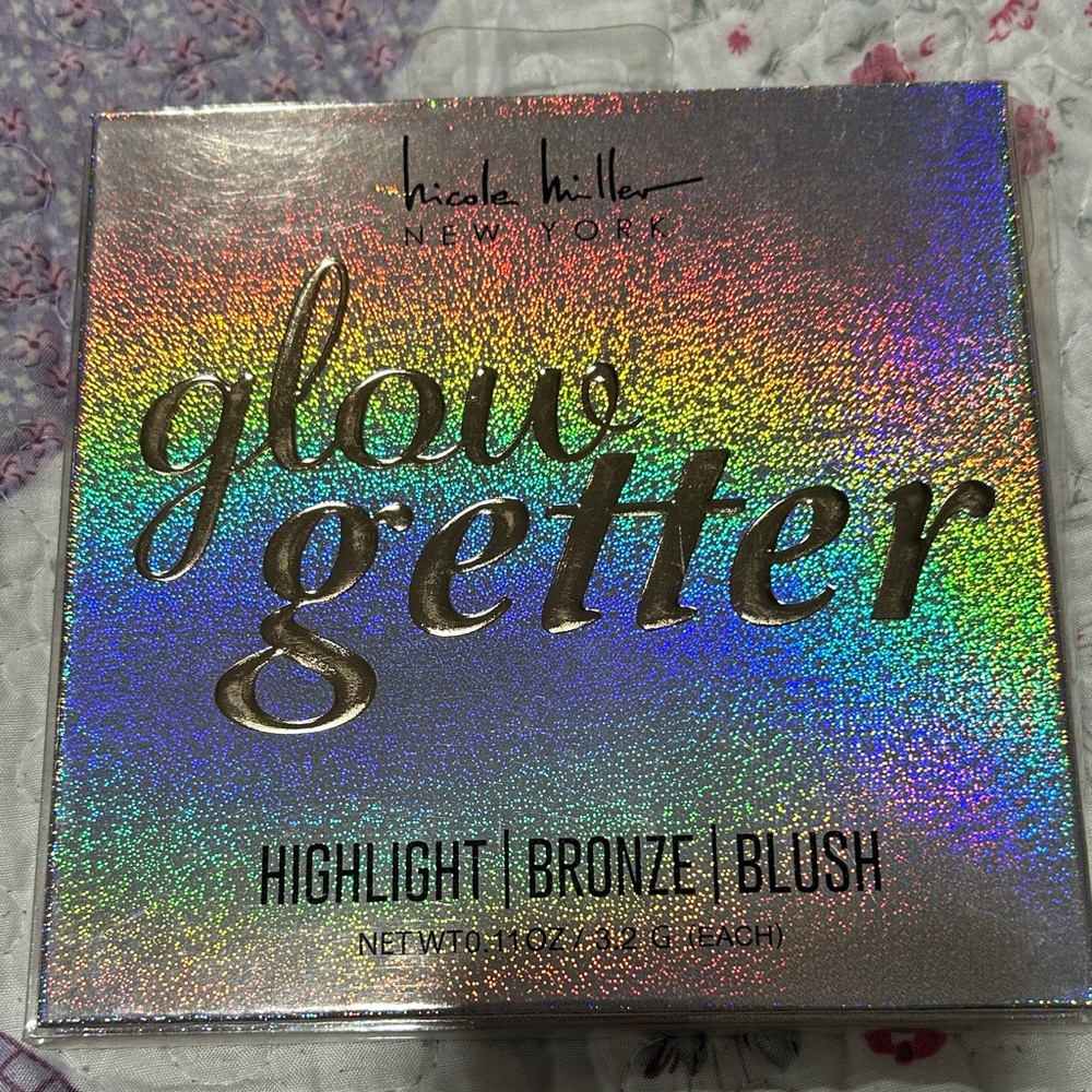 Nicole Miller Holographic Highlight Palette